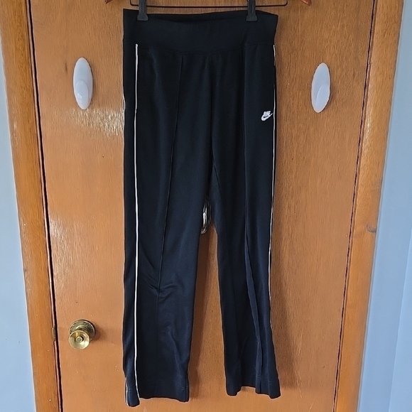 Nike Kids Black Athletic Pants - Picture 1 of 4